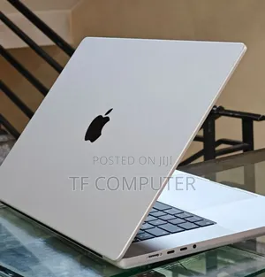 New Laptop Apple MacBook Pro 2020 M1 16GB Apple M1 Pro SSD 1T