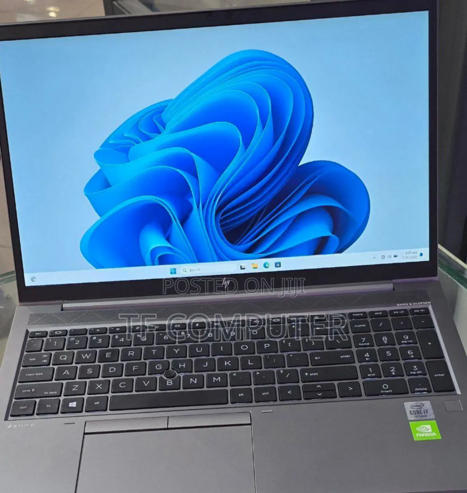 New Laptop HP ZBook Firefly 15 G7 16GB Intel Core I7 SSD 1T