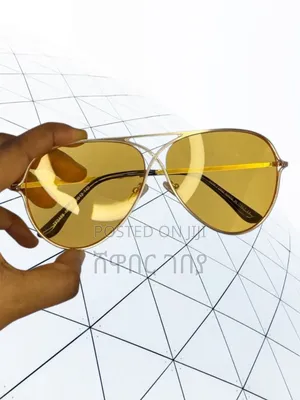 Aviator Style Sunglasses