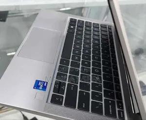 New Laptop HP EliteBook 840 G8 16GB Intel Core I7 SSD 512GB