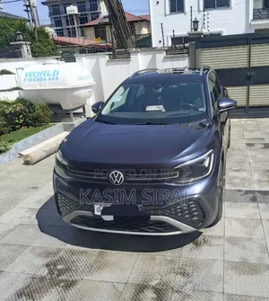 Volkswagen ID.6 2023 Gray