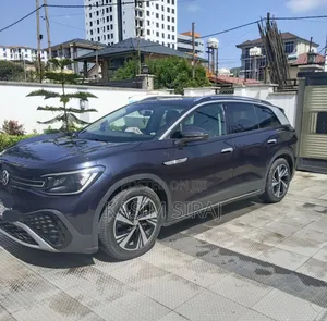 Photo - Volkswagen ID.6 2023 Gray