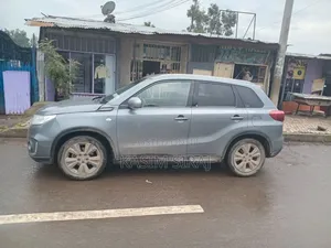 Suzuki Vitara 2020 Gray