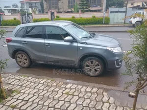 Suzuki Vitara 2020 Gray