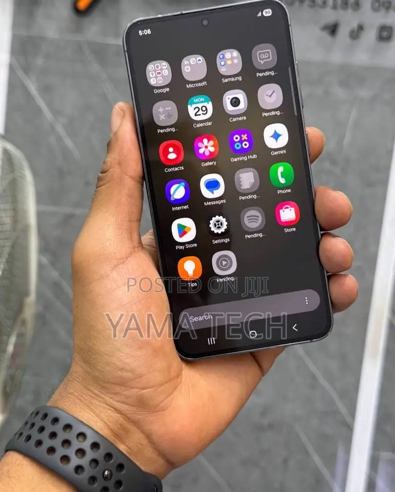 New Samsung Galaxy S23 128 GB Gray