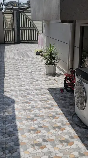 Furnished 7bdrm House in ሠምት አካባቢ, Bole for sale