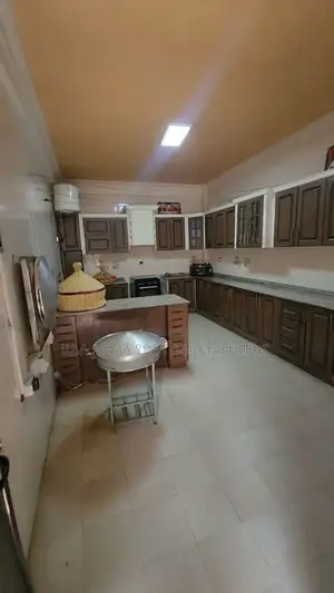 Furnished 7bdrm House in ሠምት አካባቢ, Bole for sale