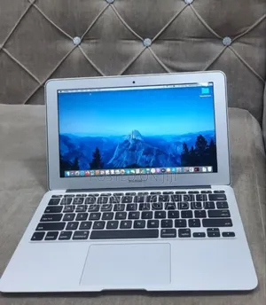 New Laptop Apple MacBook Air 2015 4GB Intel Core I5 SSD 128GB