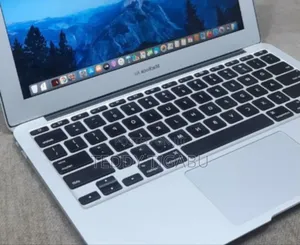 New Laptop Apple MacBook Air 2015 4GB Intel Core I5 SSD 128GB