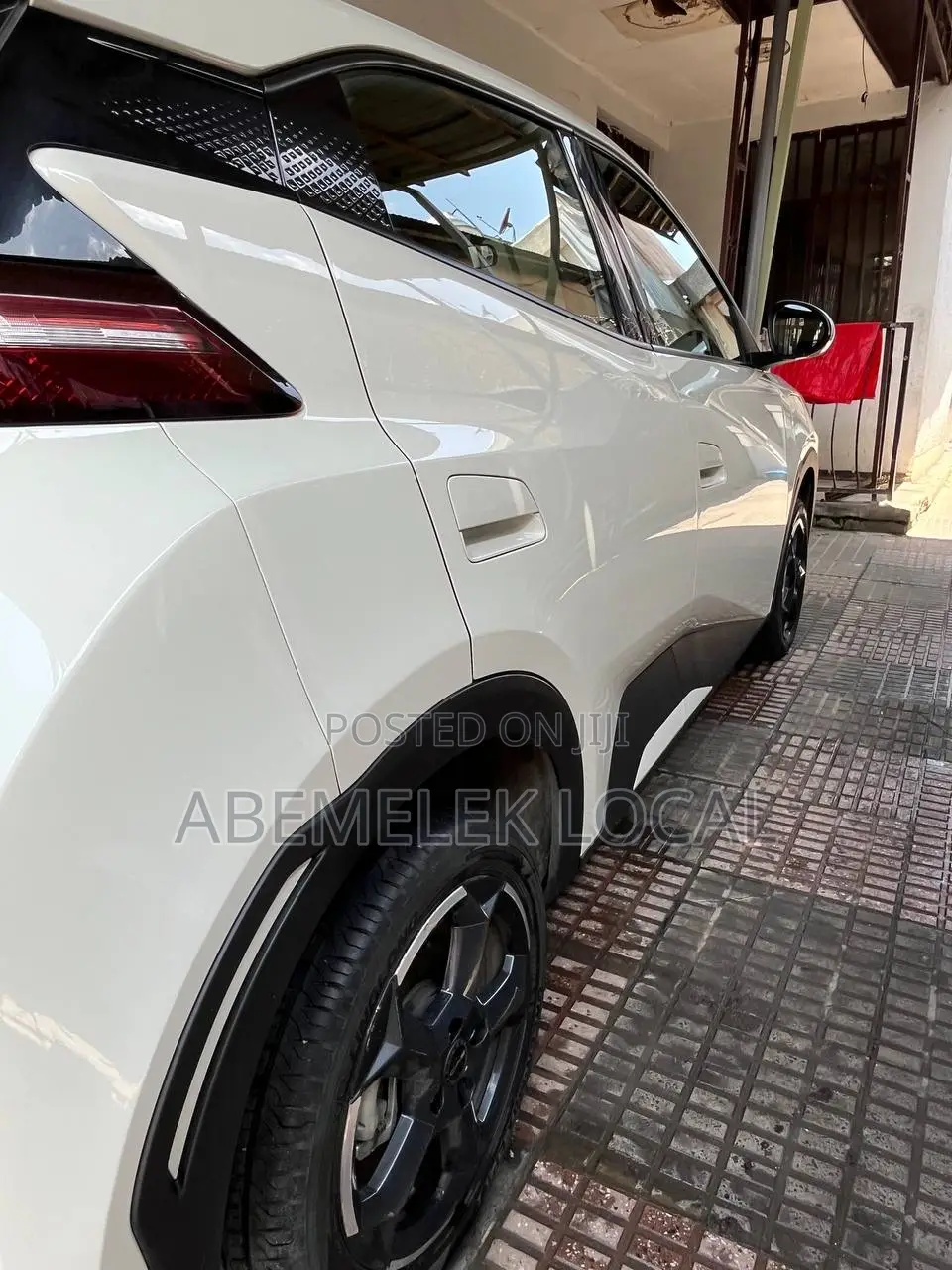 BYD Seagull 30 kWh FWD 2023 Off white