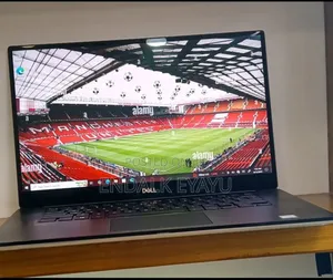 Photo - New Laptop Dell Precision 5540 32GB Intel Core I9 SSD 512GB