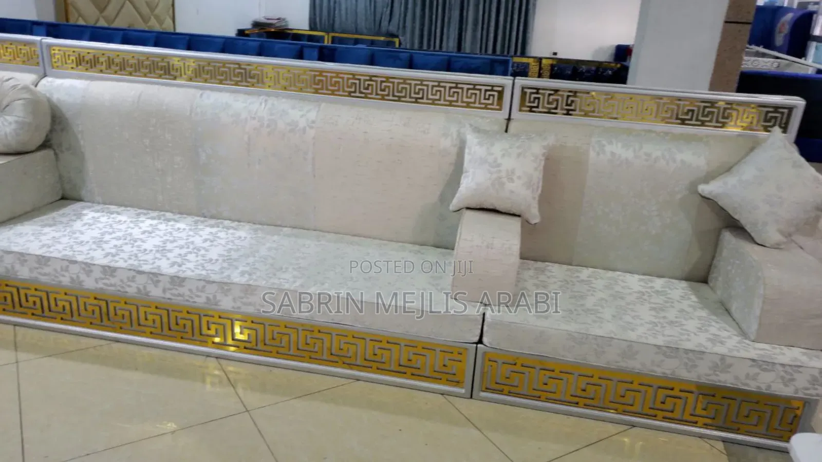 Sabrin Mejlis Arabi Aluminium Frame