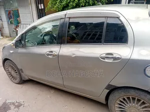 Toyota Yaris 2007 Silver