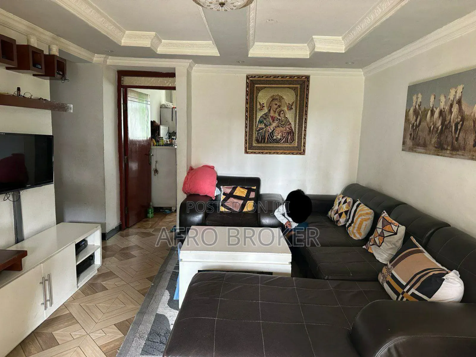 Furnished 3bdrm Condo in Kilinto Woreda 9, Akaky Kaliti for sale