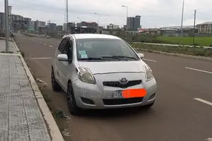 Toyota Yaris 1.0 VVT-i 2008 Silver