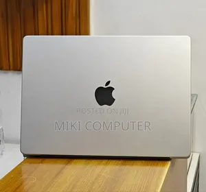 New Laptop Apple MacBook Pro M1 16GB Intel SSD 1T