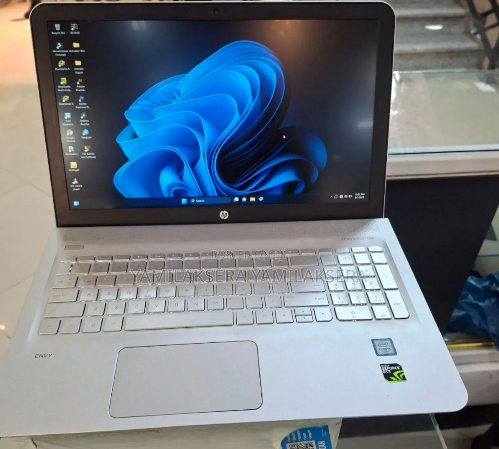 New Laptop HP Envy 15 16GB Intel Core I5 HDD+SSD 1T