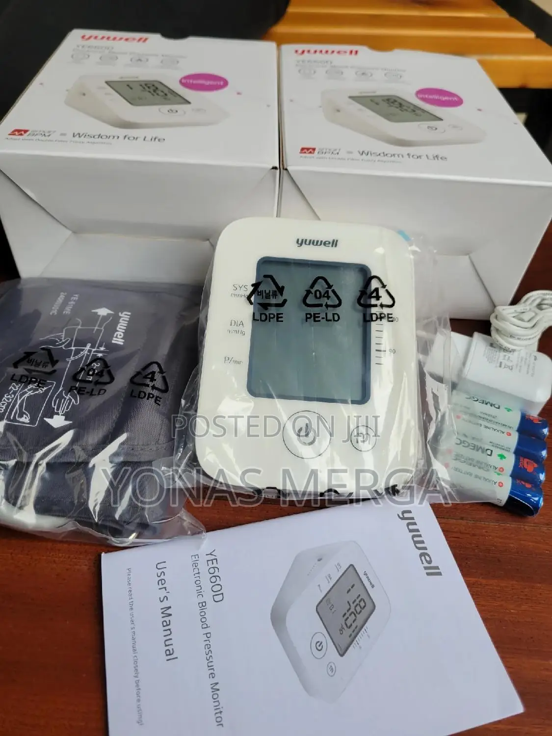 Blood Pressure Monitor禺፷traveling. Compact and Portable ~皿bp Monitor