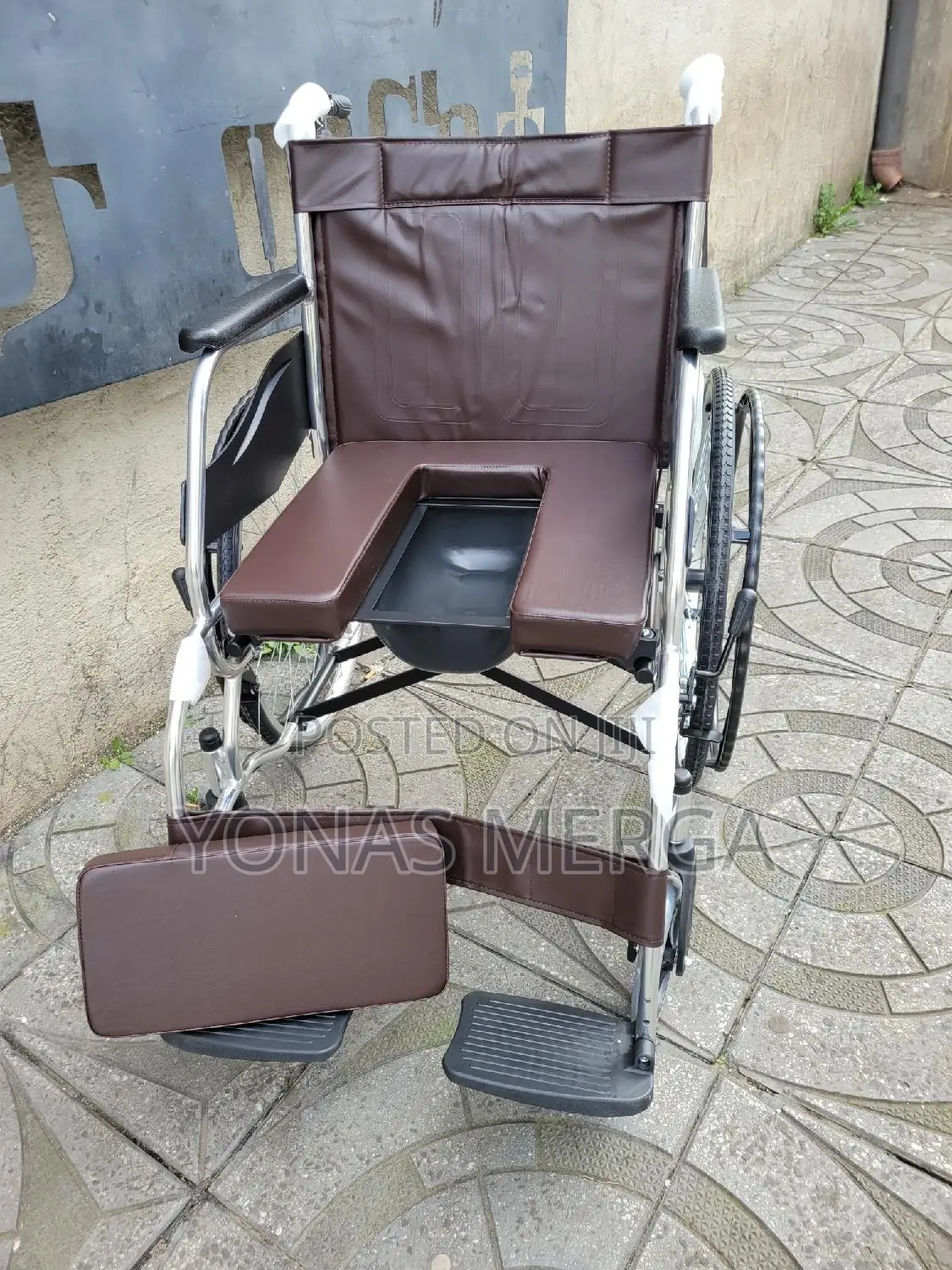 Toilet Wheelchair琴፮wilcher=Toilet Pot,Which Is Easy to Remove Clean