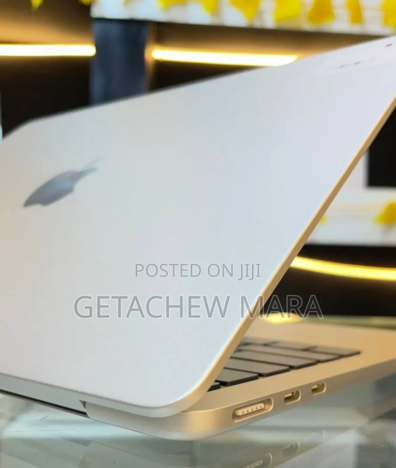 New Laptop Apple MacBook Pro M1 8GB Intel SSD 256GB