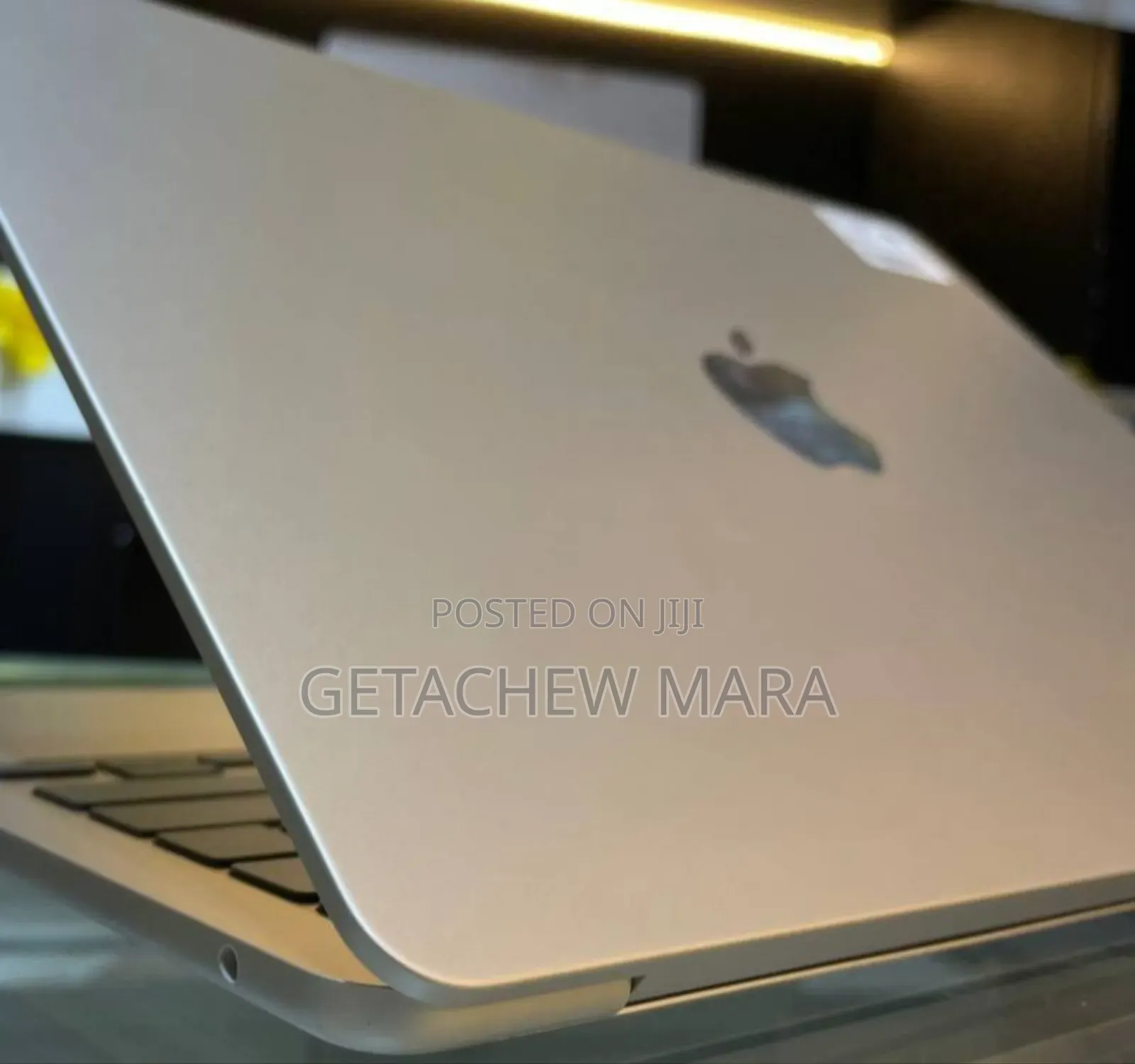 New Laptop Apple MacBook Pro M1 8GB Intel SSD 256GB