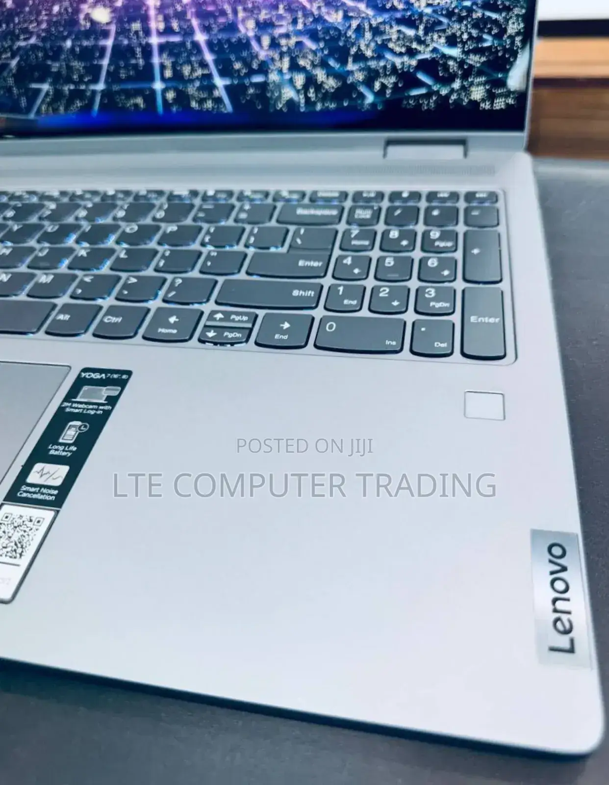 New Laptop Lenovo Yoga 7i 8GB AMD Ryzen 5 SSD 512GB