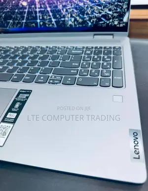 New Laptop Lenovo Yoga 7i 8GB AMD Ryzen 5 SSD 512GB