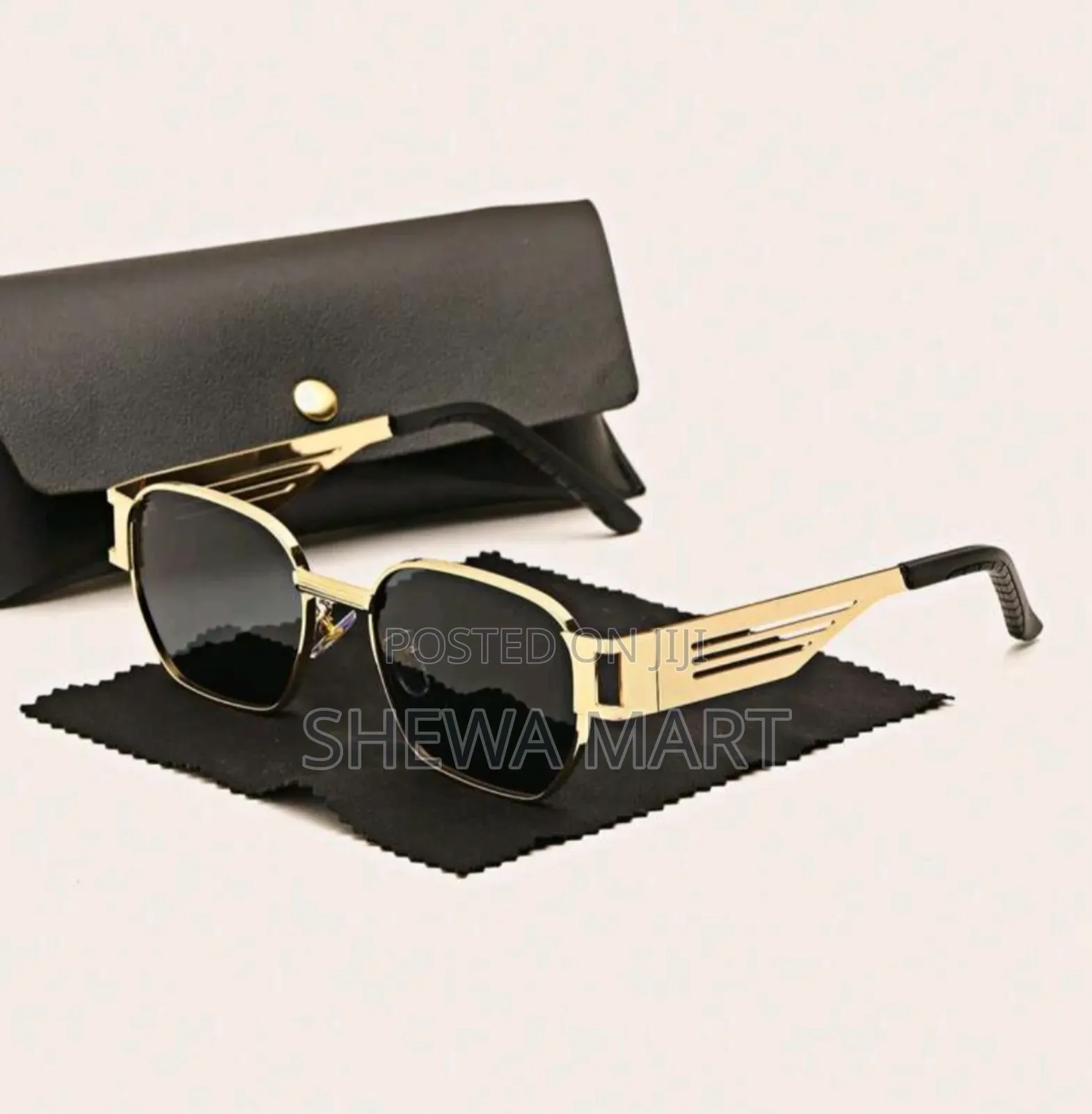 Retro Punk Metal Hollow Square Frame Fashion Glasses for Summer Beach