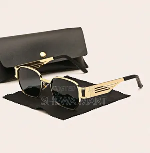 Retro Punk Metal Hollow Square Frame Fashion Glasses for Summer Beach