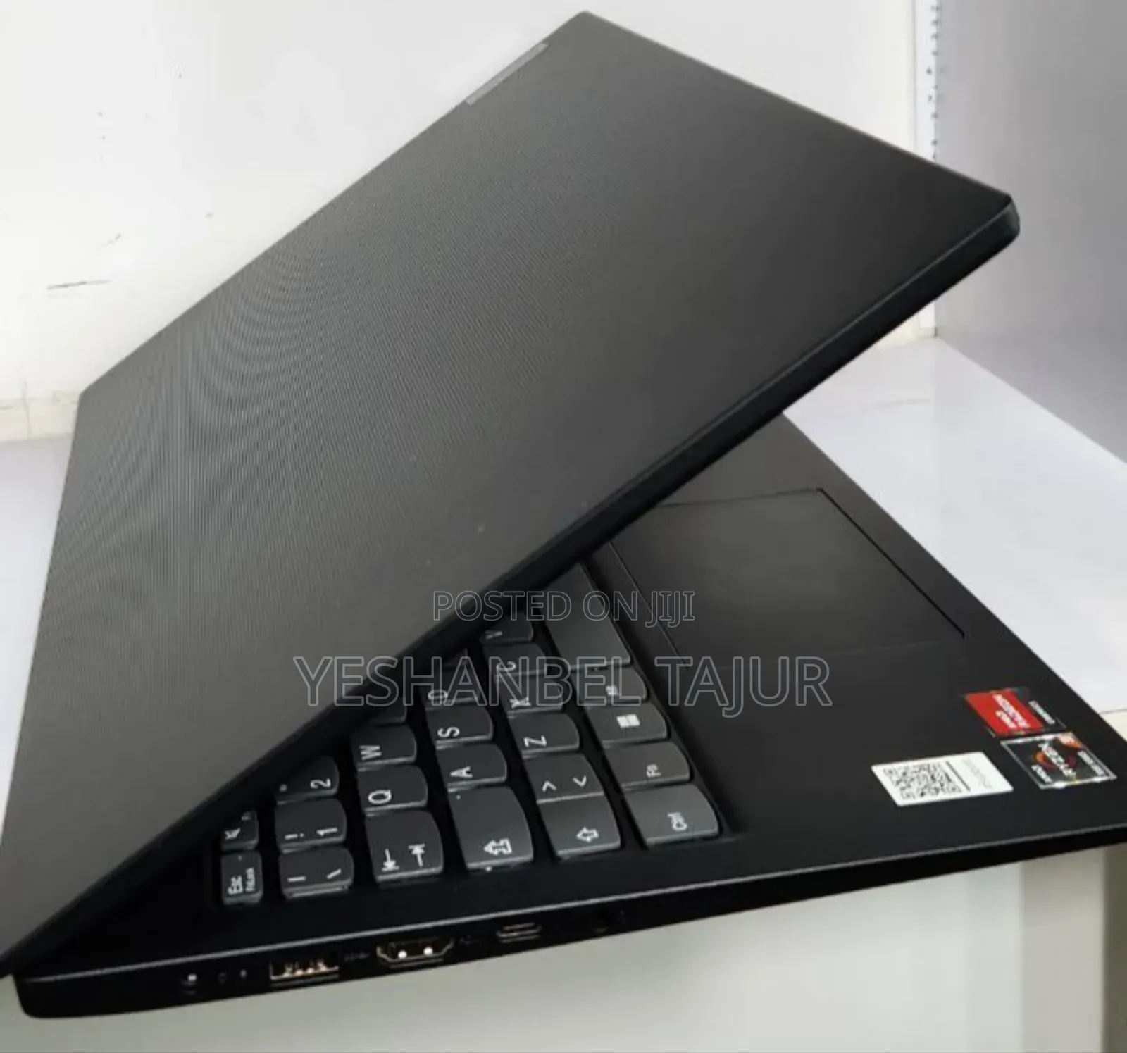 New Laptop Lenovo Ideapad V14 IGL 8GB AMD Ryzen 3 SSD 256GB