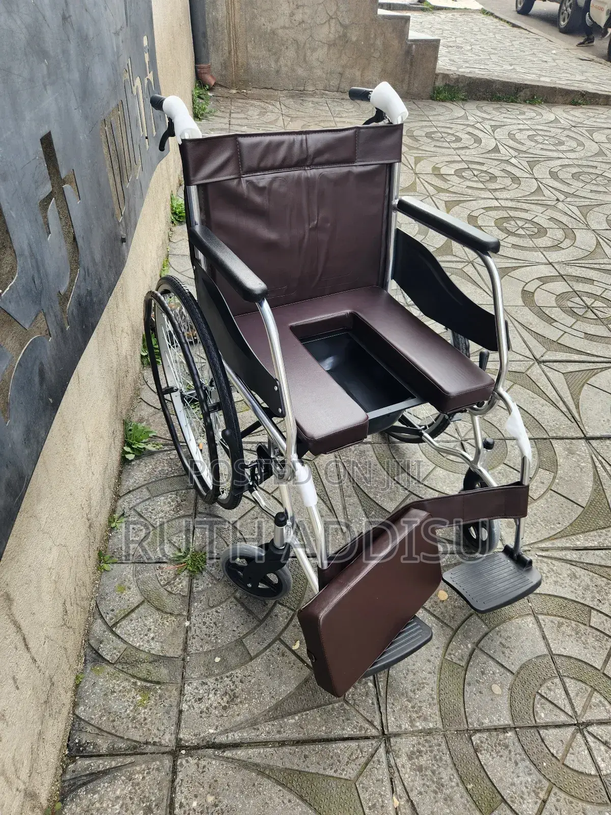 Removable Wheelchair堥什wheelchair𣋡啊commode Wheelchair晻回wheelchair New