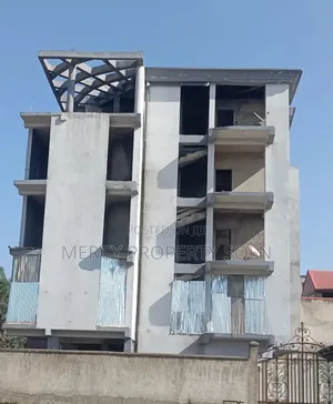 10bdrm House in Bole for sale