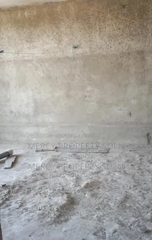 10bdrm House in Bole for sale