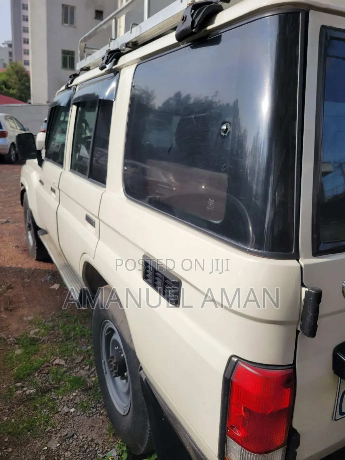 Toyota Land Cruiser 2003 White