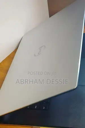 New Laptop Dell Precision 15 5540 32GB Intel Core i9 SSD 512GB