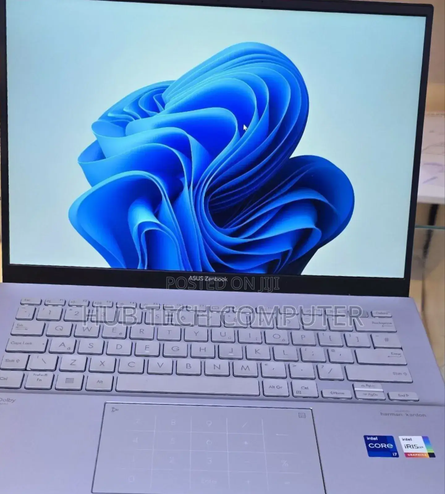 New Laptop Asus ZenBook UX303UB 16GB Intel Core I7 SSD 512GB