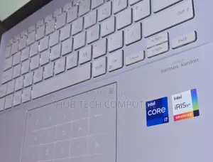 New Laptop Asus ZenBook UX303UB 16GB Intel Core I7 SSD 512GB