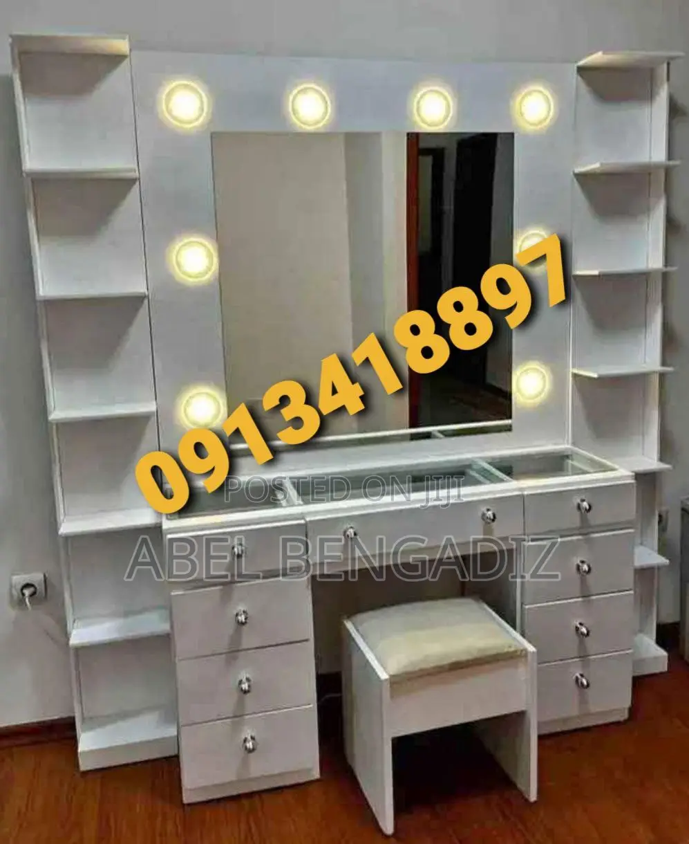 Best Quality Dressing Table