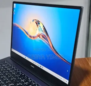New Laptop Huawei MateBook 13 WRT-W19E 8GB Intel Core I7 SSD 512GB