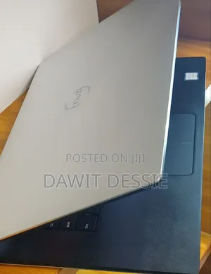 New Laptop Dell Precision 5540 32GB Intel Core I9 SSD 512GB