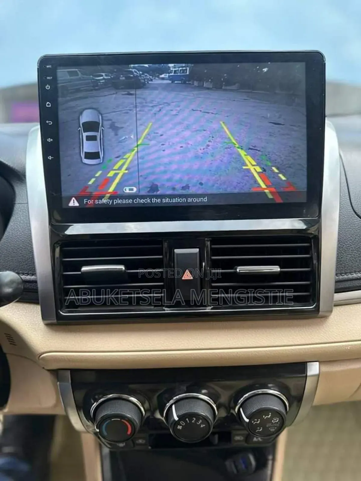 Toyota Yaris L Hatchback 5dr 2016 Blue