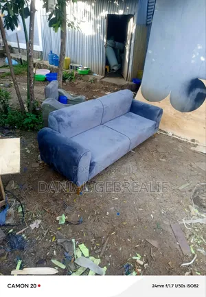 Sofa Code 5784