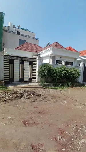 Furnished 2bdrm House in Ayat, Yeka for sale