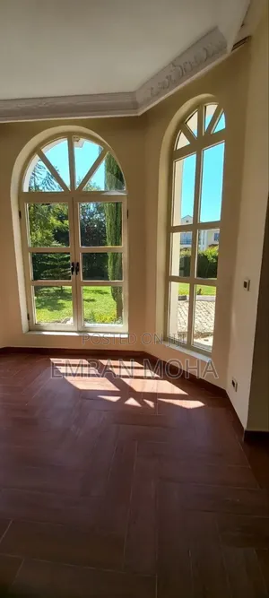 Furnished 5bdrm House in Ccd Real State, Oromia-Finfinne for sale