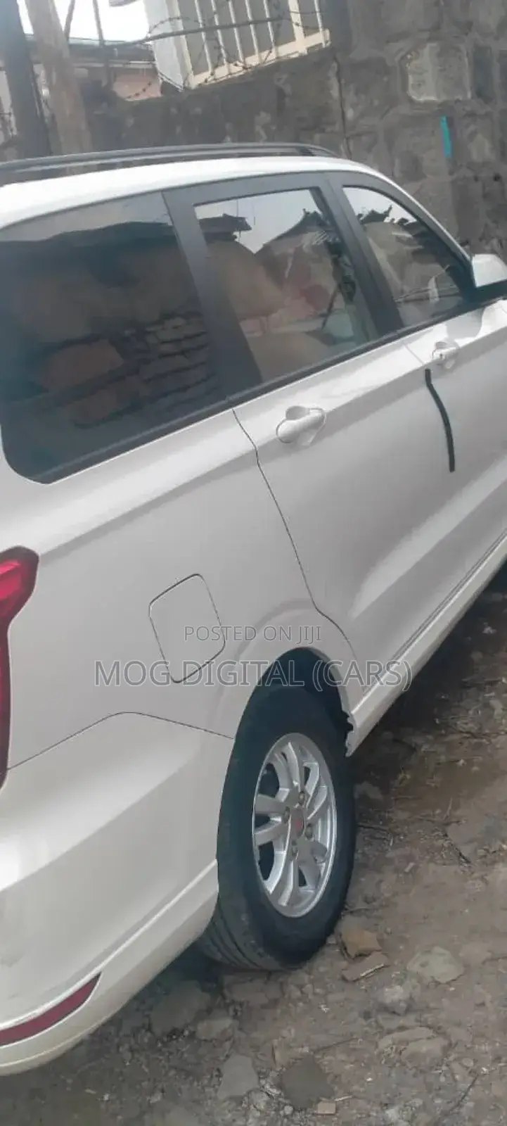 Wuling Hongguang S 2020 White