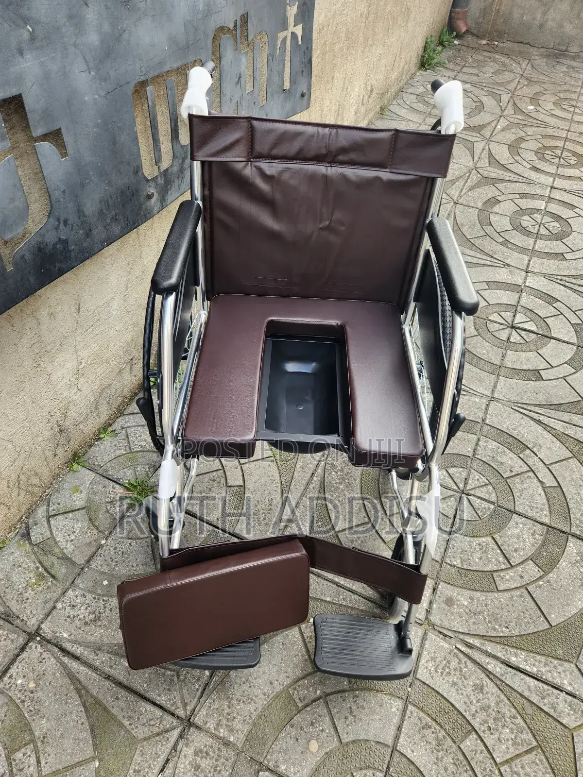 Commode Wheelchair煞是poty Wheelchair㫵日wheelchair𣋡了commode Wheelchair