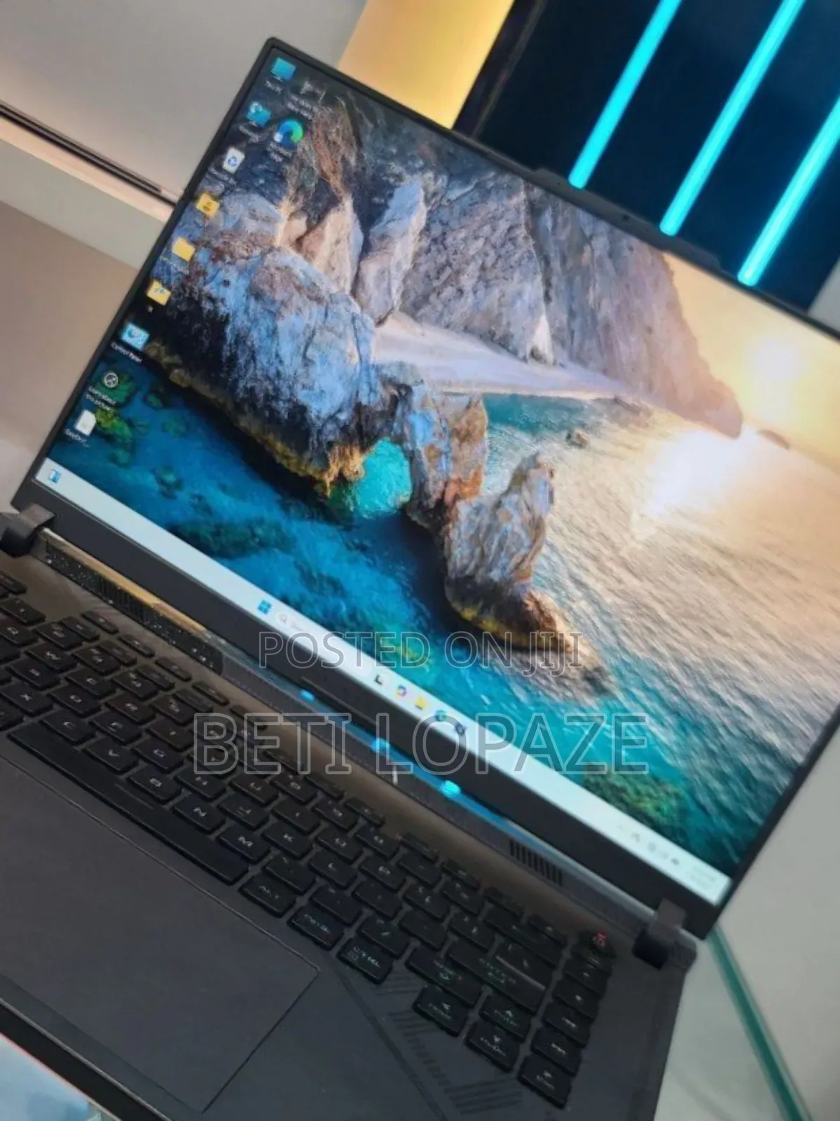 New Laptop Asus ROG Zephyrus G16 16GB Intel Core I7 SSD 1T