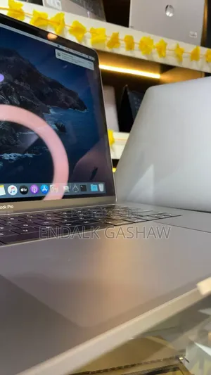 Photo - New Laptop Apple MacBook Pro 2019 64GB Intel Core I9 SSD 1T