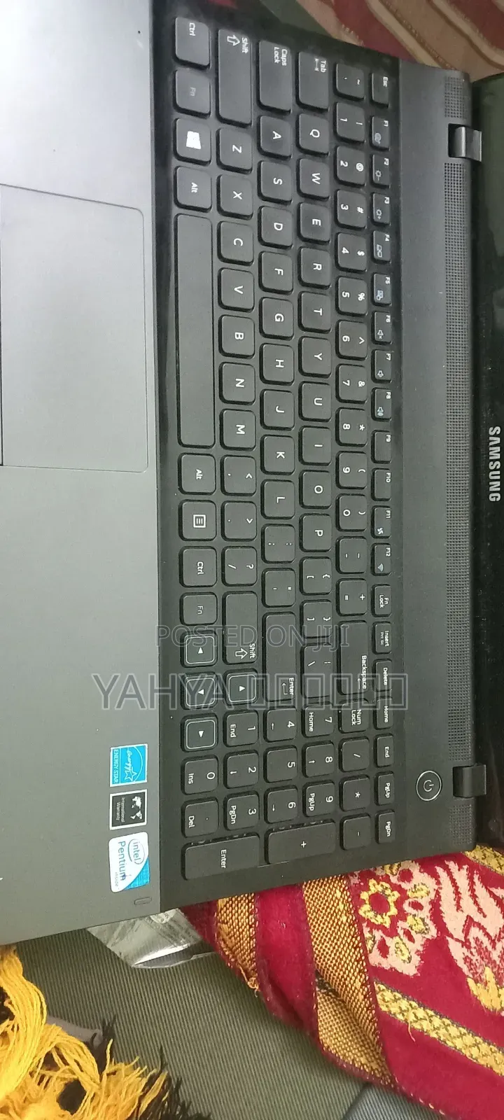 Laptop Samsung NP300E5C 2GB Intel Core I3 HDD 250GB