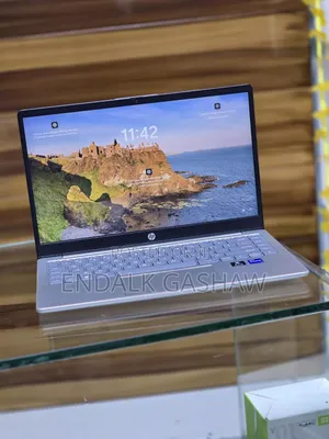 New Laptop HP Stream Notebook 16GB Intel Core I7 SSD 1T